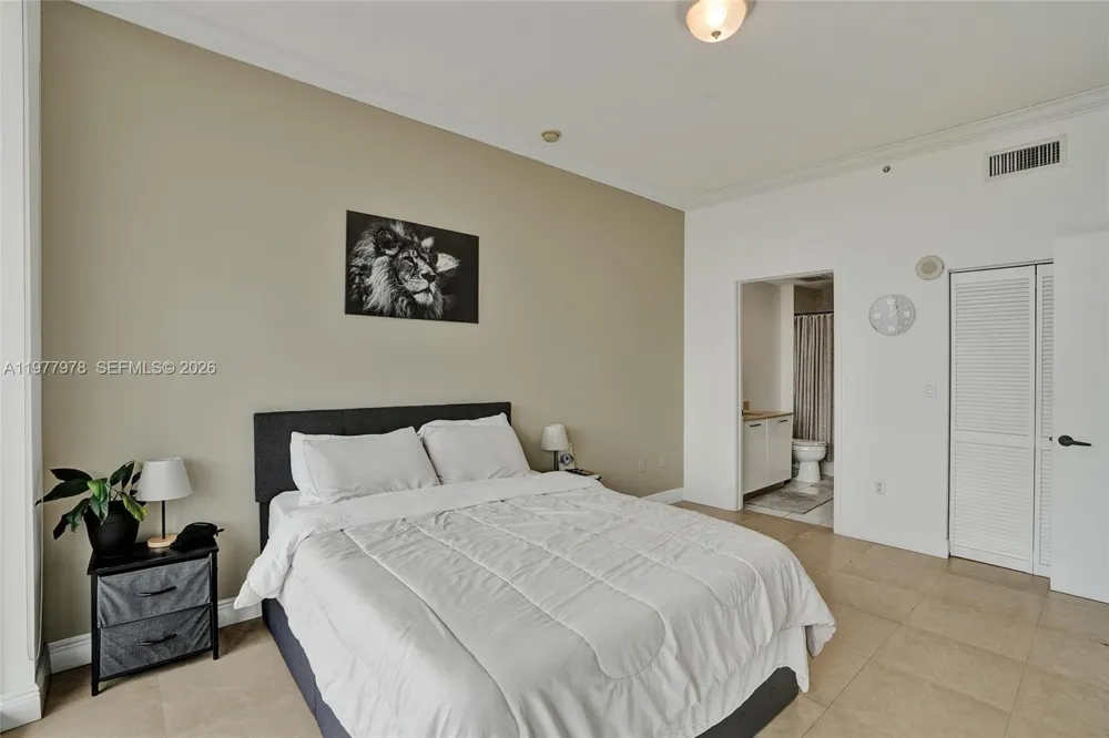 3470 E Coast Ave #H0708 Miami, FL 33137