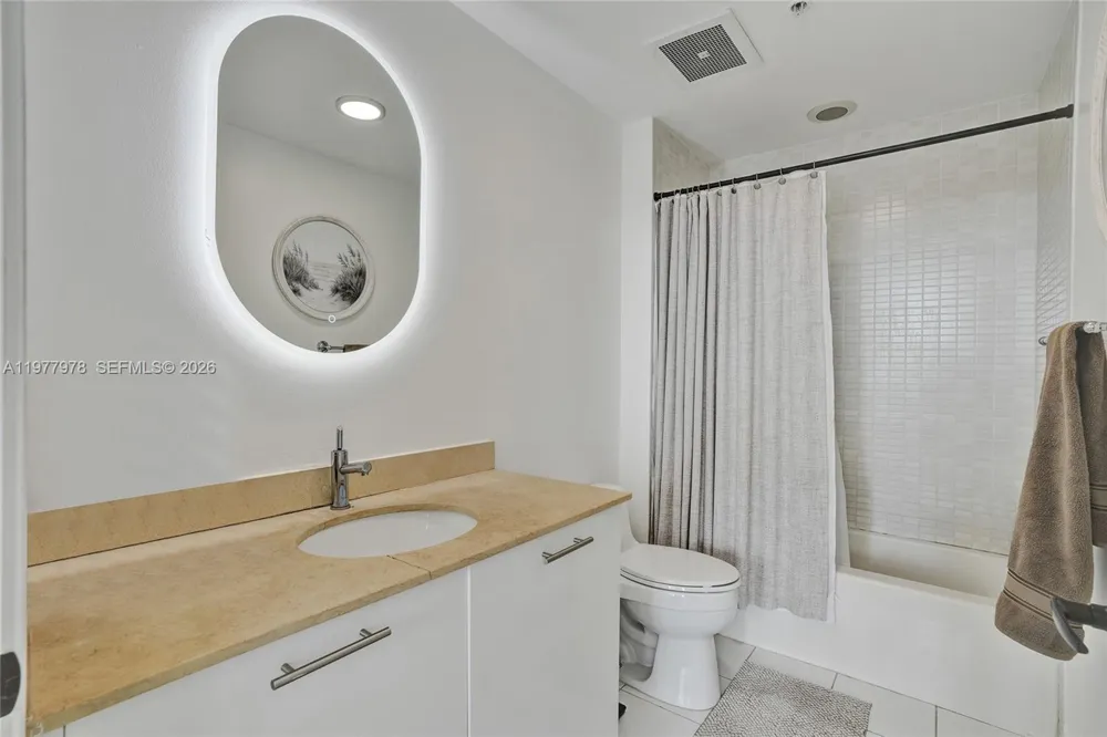 3470 E Coast Ave #H0708 Miami, FL 33137