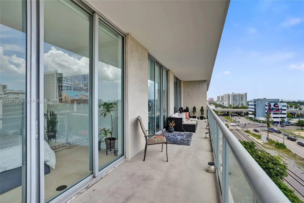 3470 E Coast Ave #H0708 Miami, FL 33137