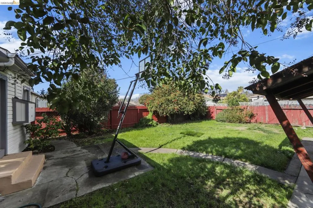 104 Foster St Vallejo, CA 94591