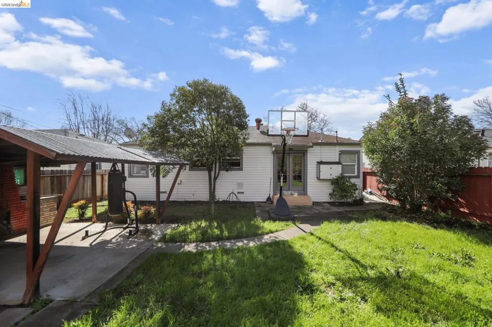 104 Foster St Vallejo, CA 94591
