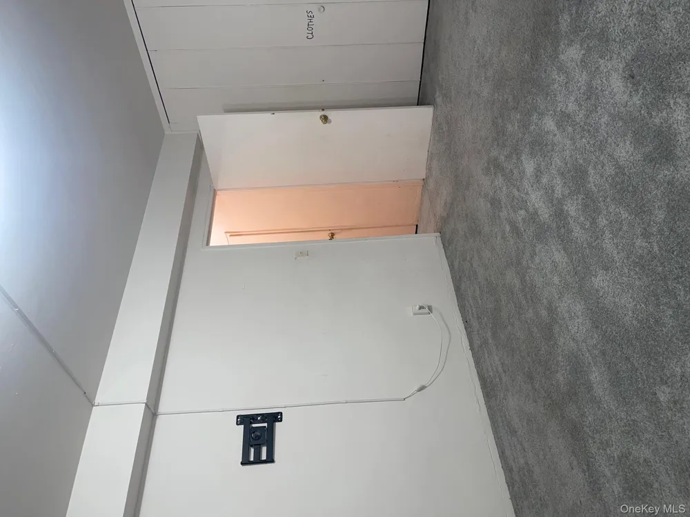 89-15 Parsons Boulevard #3L Jamaica, NY 11432