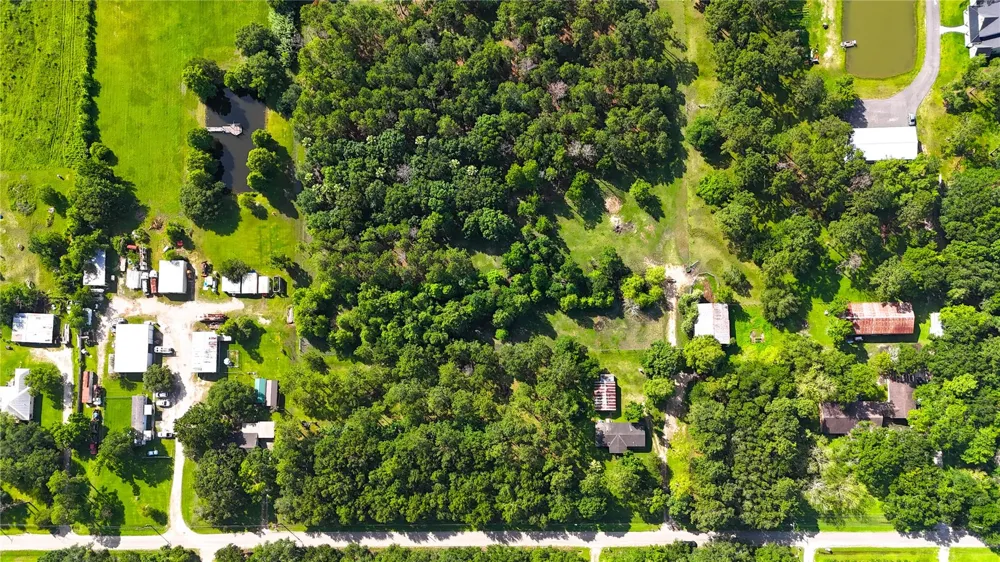 County Road 540 Alvin, TX 77511