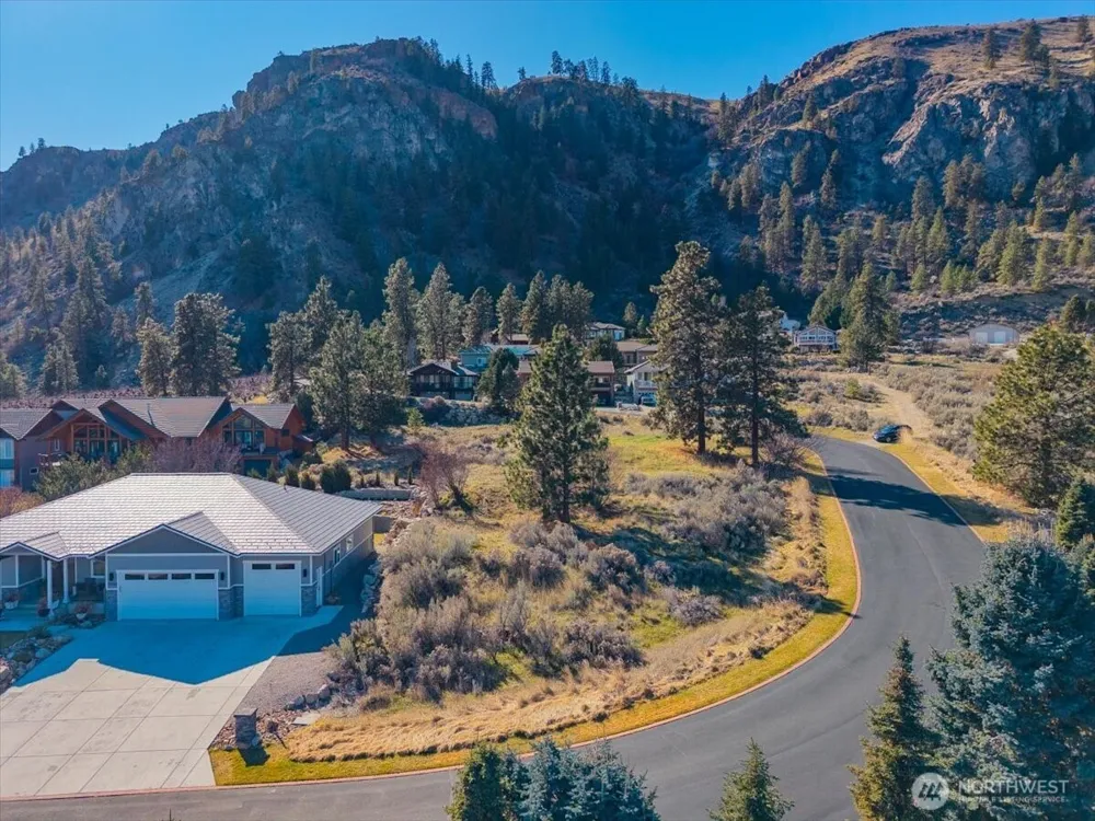 15315 Lakeview Street Entiat, WA 98822