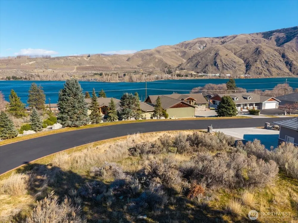 15315 Lakeview Street Entiat, WA 98822