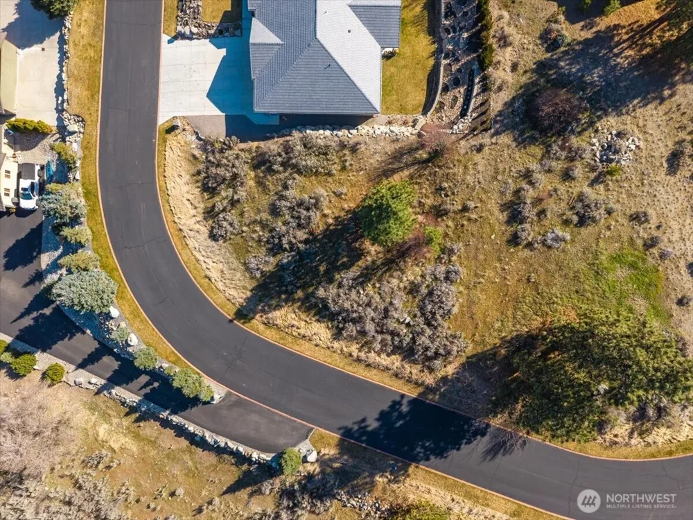 15315 Lakeview Street Entiat, WA 98822