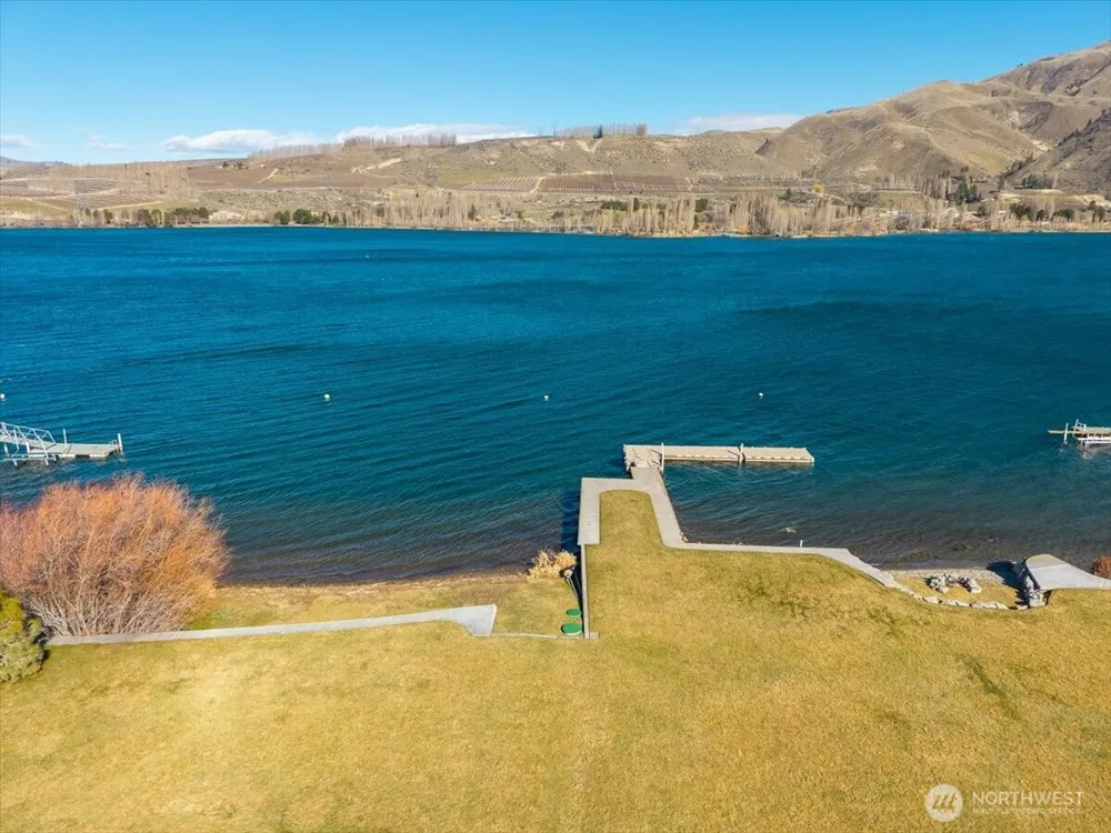 15315 Lakeview Street Entiat, WA 98822