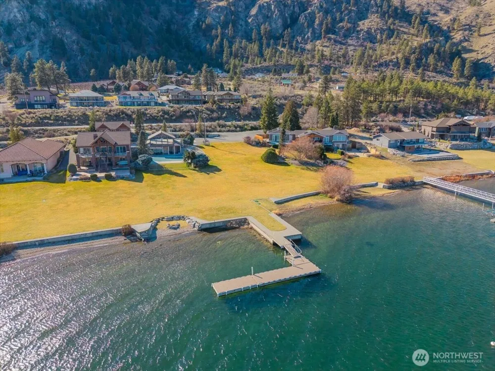 15315 Lakeview Street Entiat, WA 98822