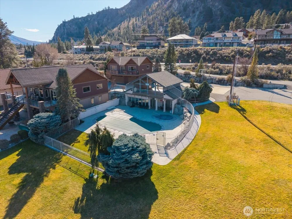 15315 Lakeview Street Entiat, WA 98822