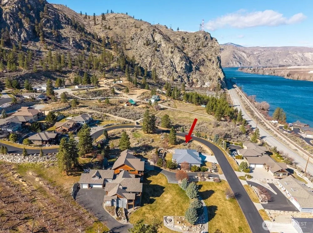 15315 Lakeview Street Entiat, WA 98822