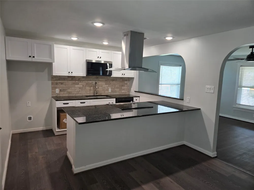404 S Pecan Street Bells, TX 75414