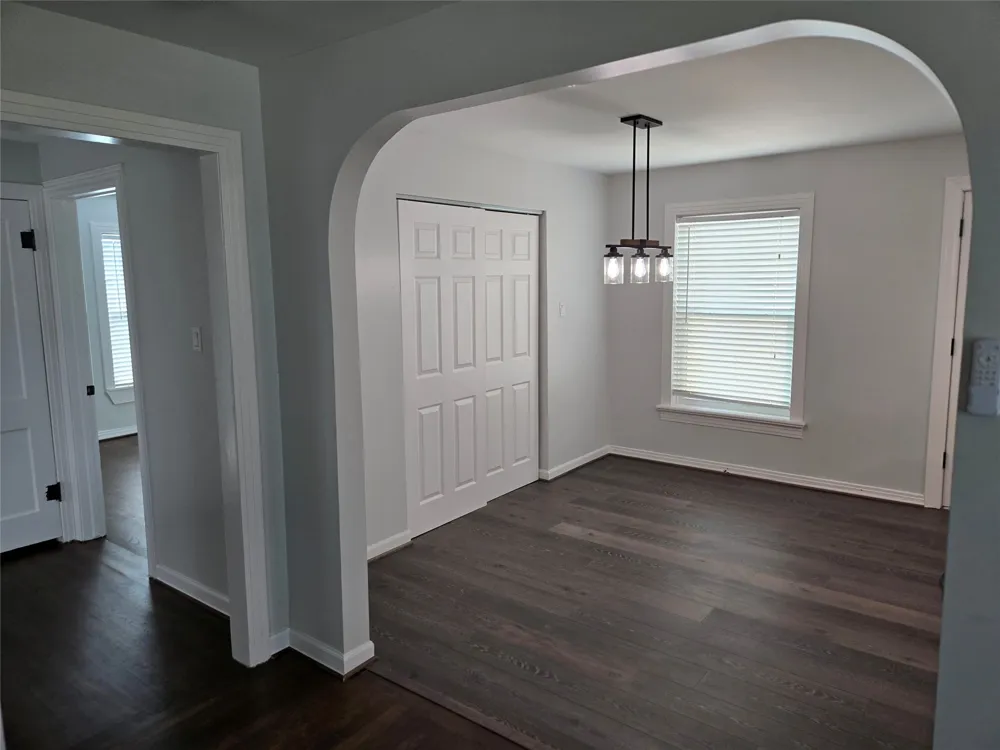404 S Pecan Street Bells, TX 75414