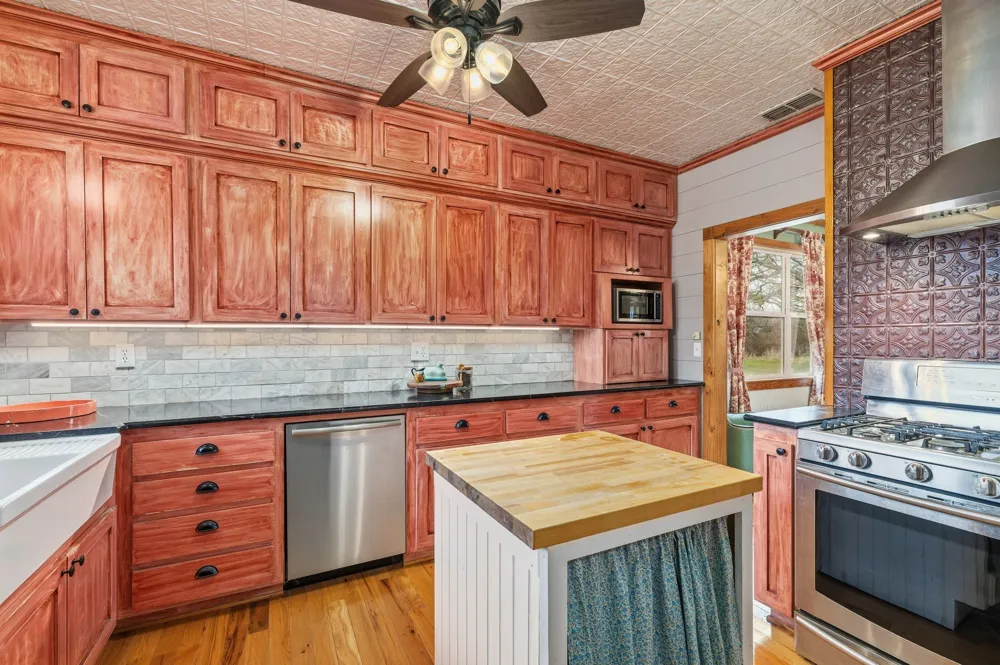 6171 County Road 334 Blanket, TX 76432