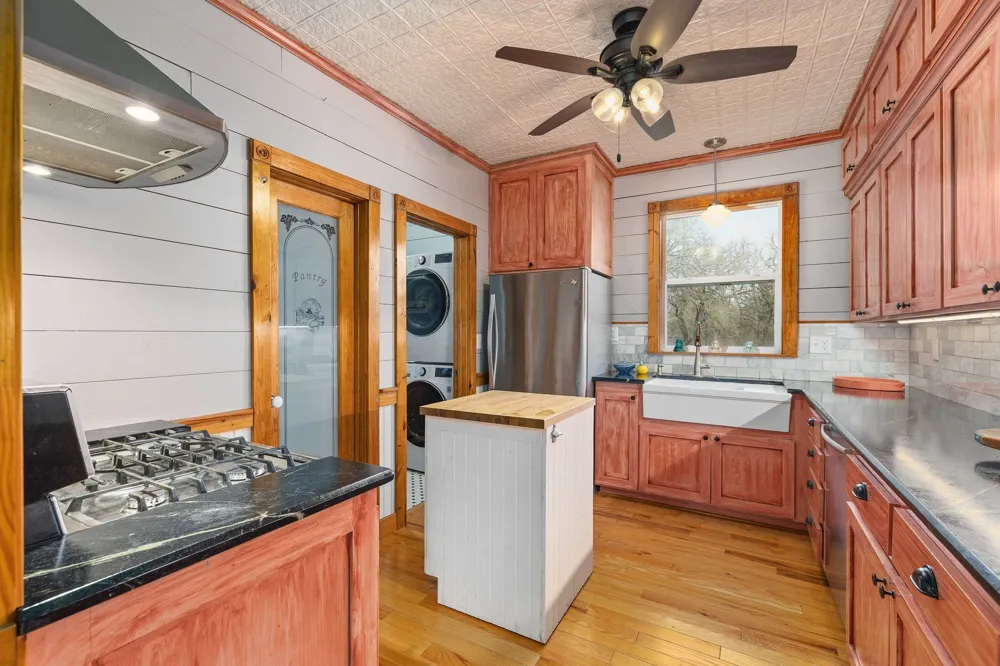 6171 County Road 334 Blanket, TX 76432