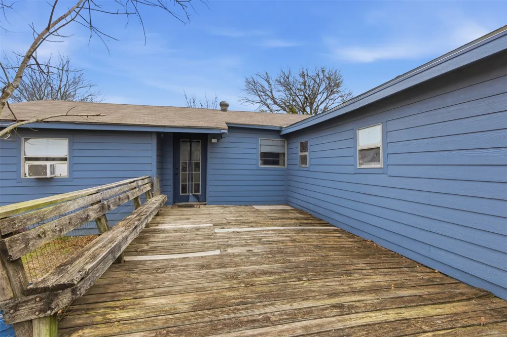 510 E State Highway 11 Tom Bean, TX 75489