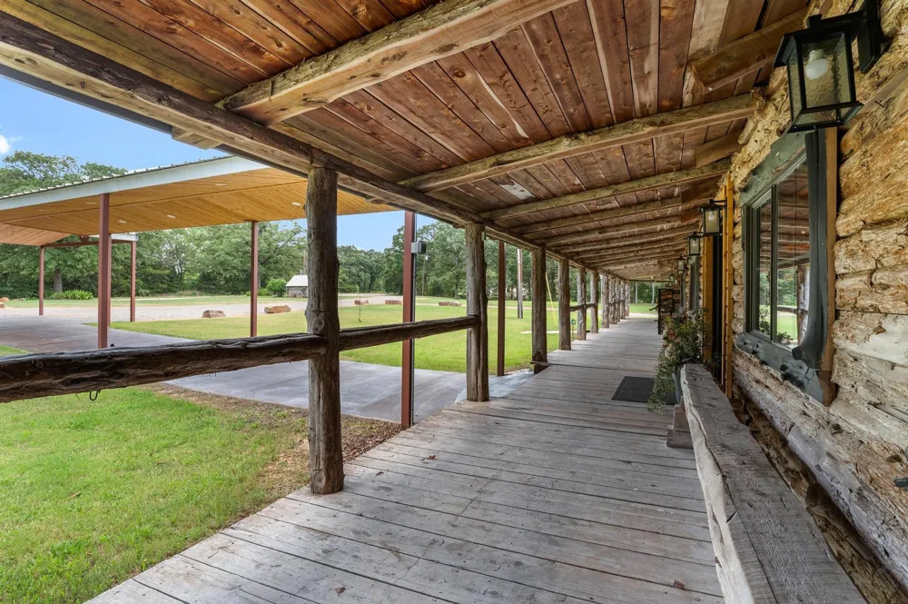 10525 State Highway 78 Ravenna, TX 75476