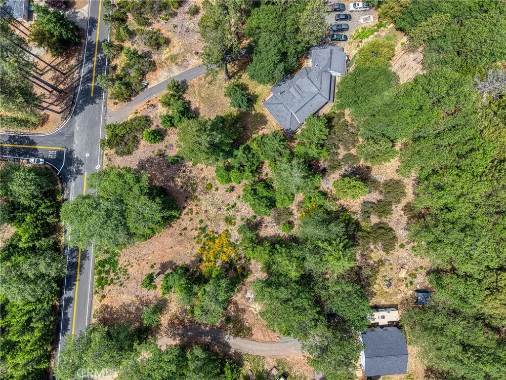 8713 Fox Cobb, CA 95426
