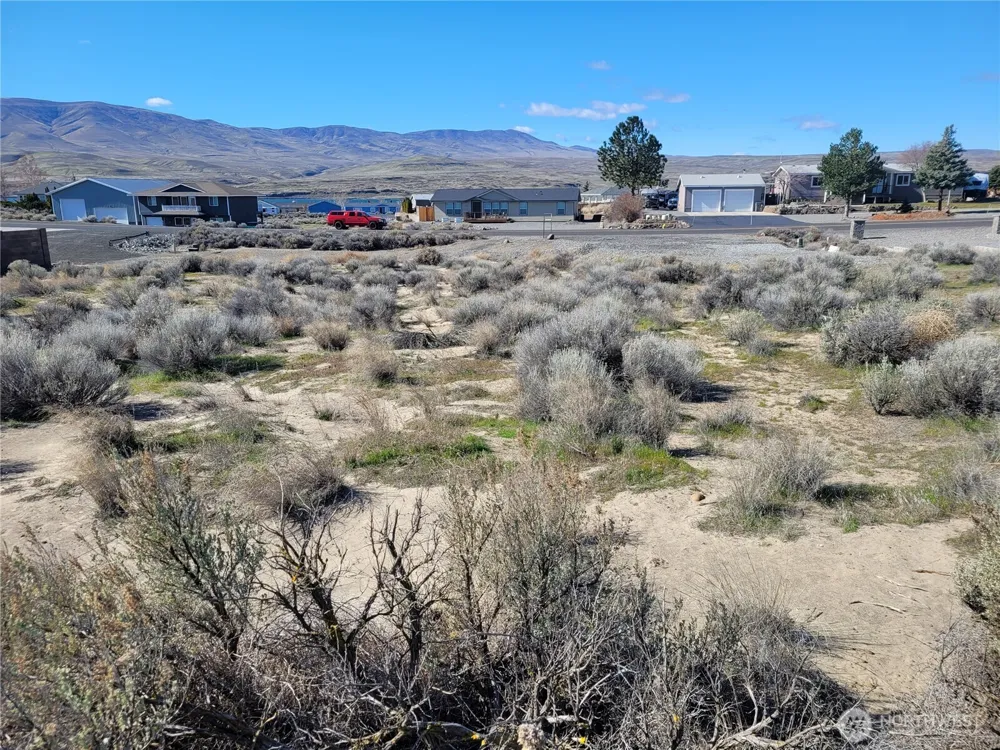 509 SW Desert Aire Dr SW #11 Mattawa, WA 99349