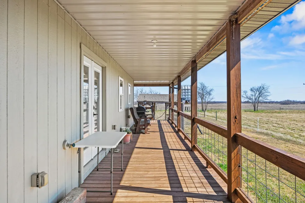 4379 County Road 4804 Wolfe City, TX 75449