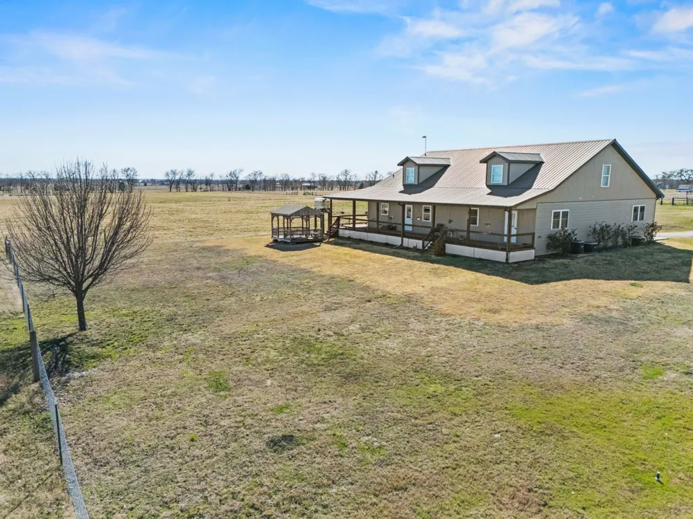 4379 County Road 4804 Wolfe City, TX 75449