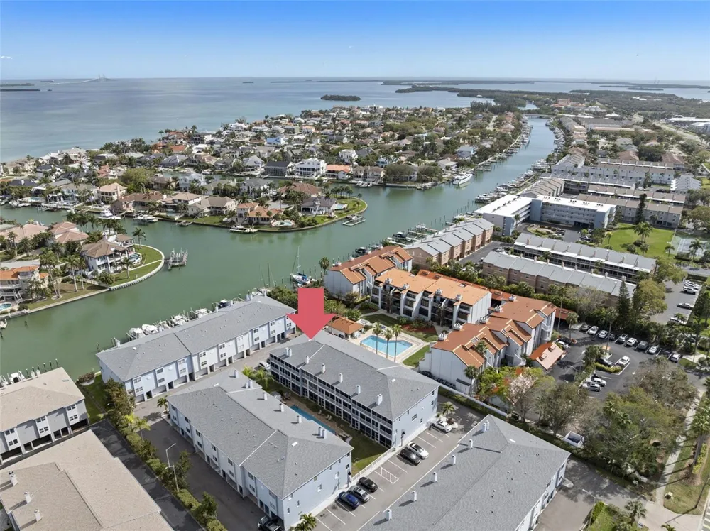 545 PINELLAS BAYWAY S #207 Tierra Verde, FL 33715