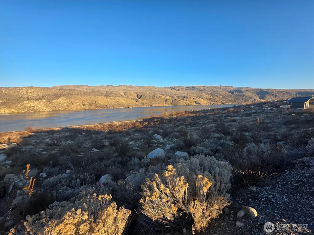6 XXX Sumac Road Pateros, WA 98846