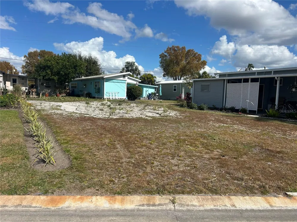 5254 PEBBLE BEACH AVENUE Sarasota, FL 34234
