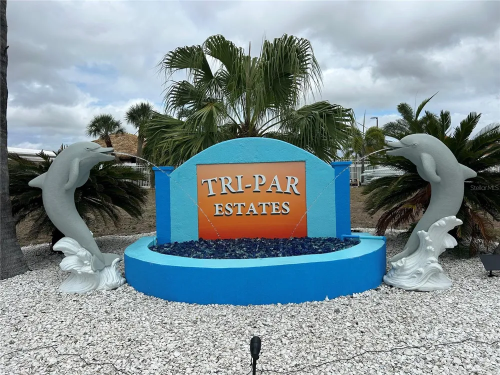 5254 PEBBLE BEACH AVENUE Sarasota, FL 34234