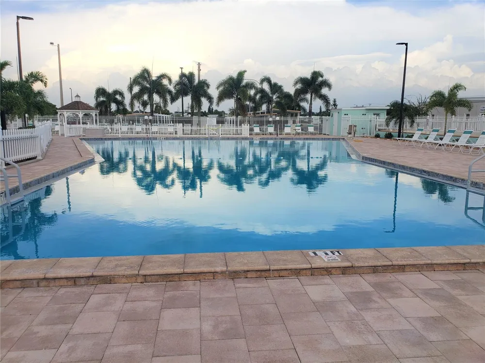 5254 PEBBLE BEACH AVENUE Sarasota, FL 34234