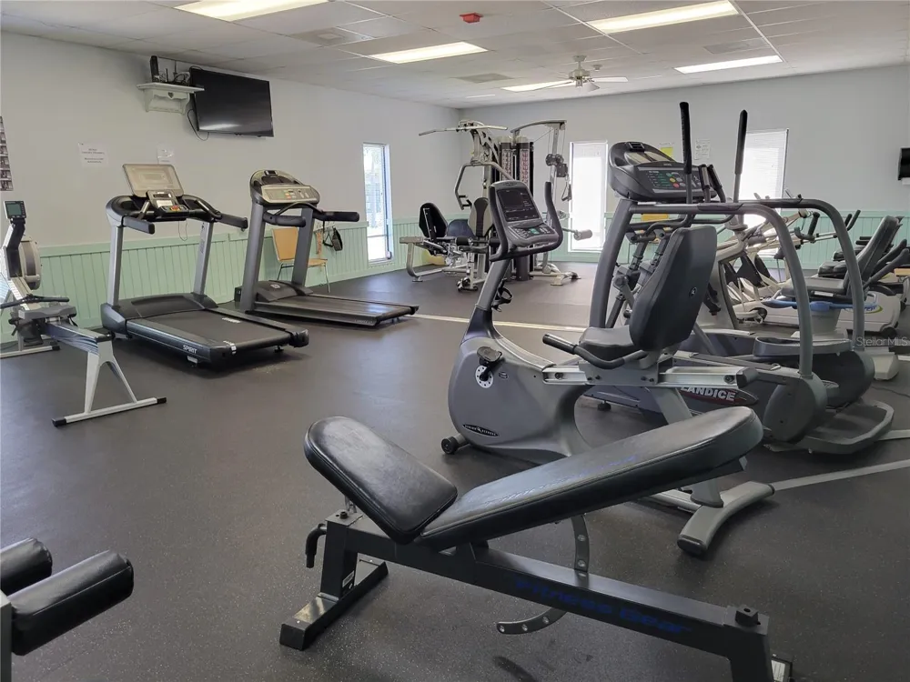 5254 PEBBLE BEACH AVENUE Sarasota, FL 34234