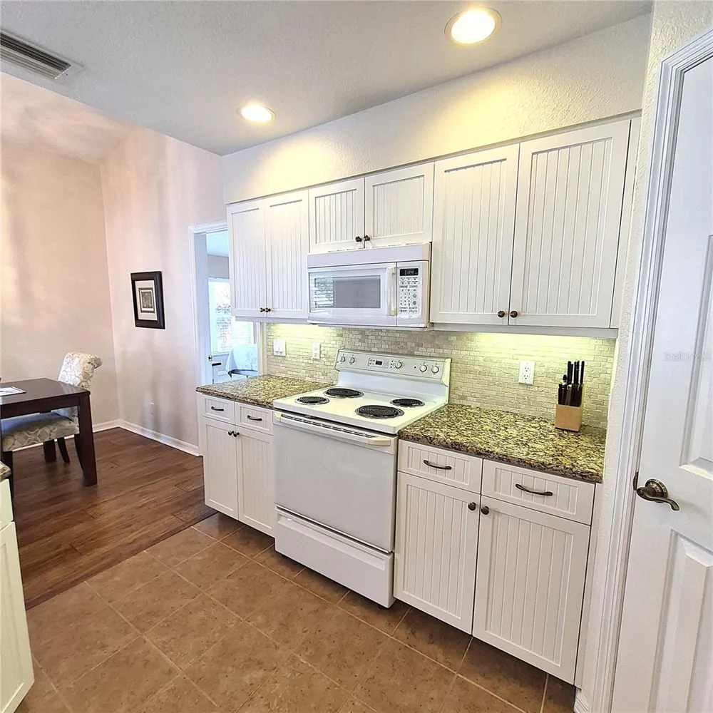 14016 WILLOW GLEN COURT #212 Port Charlotte, FL 33953