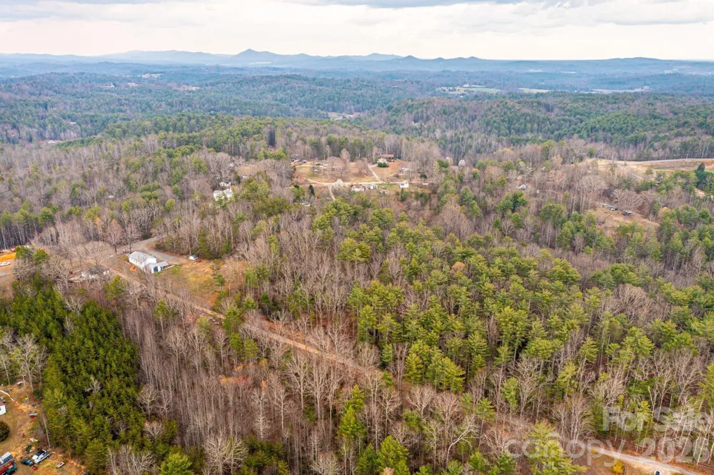 0000 Playmore Beach Road Lenoir, NC 28645