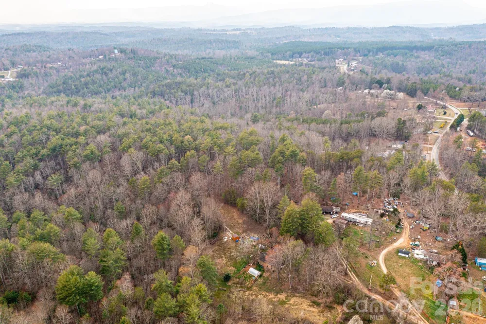 0000 Playmore Beach Road Lenoir, NC 28645