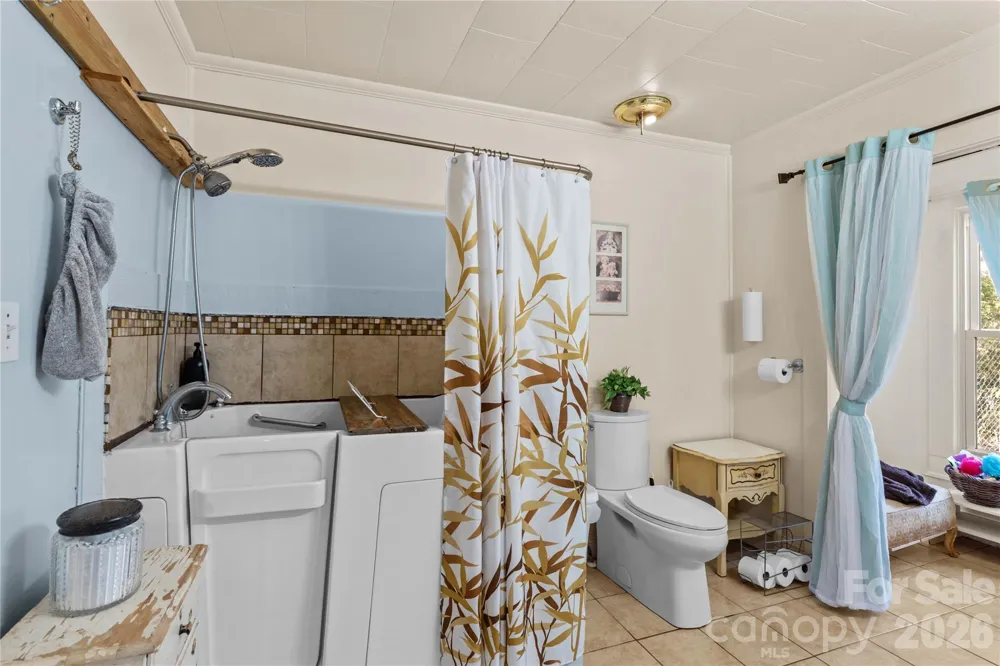 1022 Railroad Avenue China Grove, NC 28023