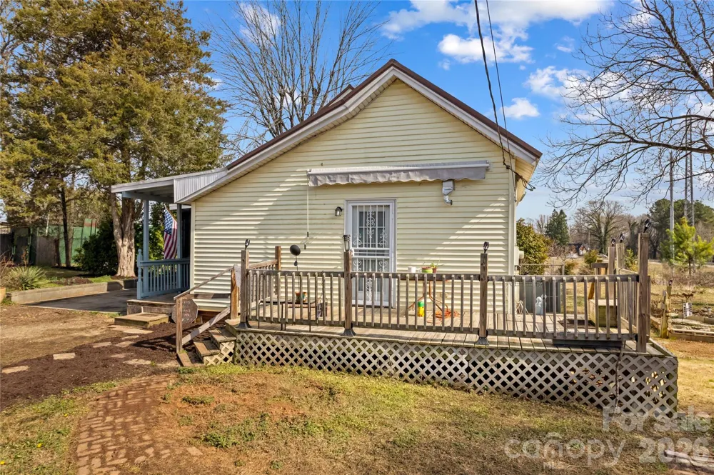 1022 Railroad Avenue China Grove, NC 28023