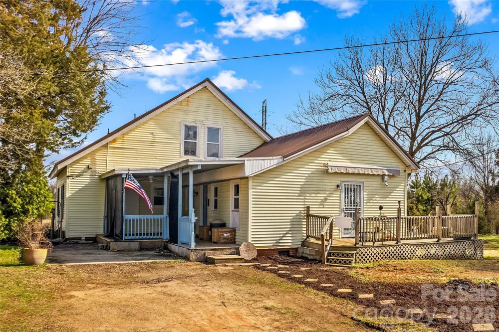 1022 Railroad Avenue China Grove, NC 28023