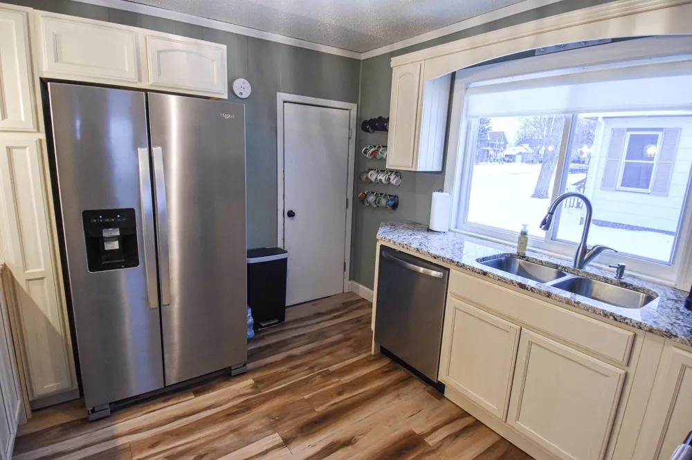 720 Arnold Avenue Thief River Falls, MN 56701