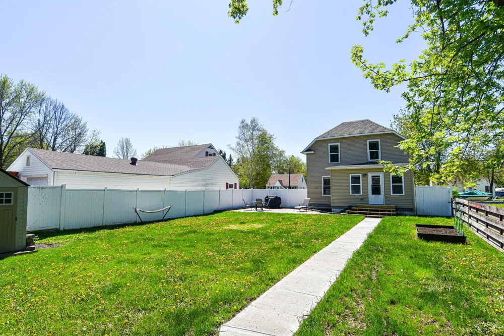 720 Arnold Avenue Thief River Falls, MN 56701