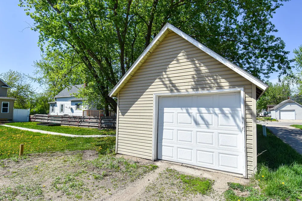 720 Arnold Avenue Thief River Falls, MN 56701