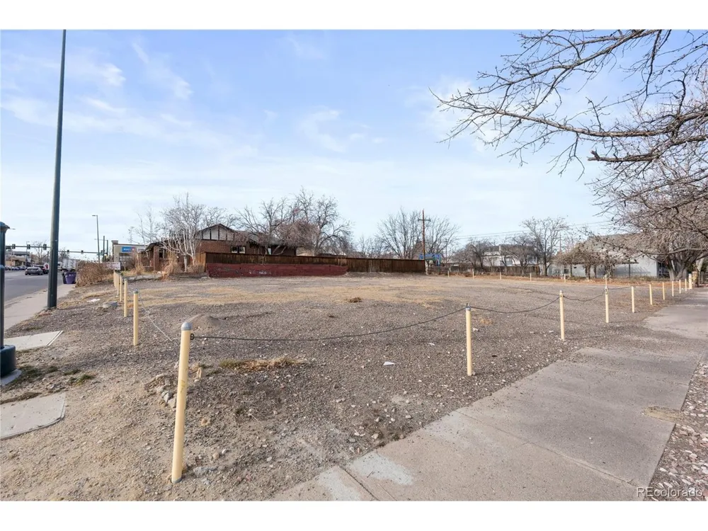 1901 W 38th Avenue Denver, CO 80211