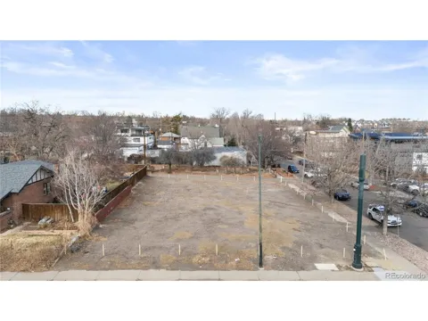 1901 W 38th Avenue
