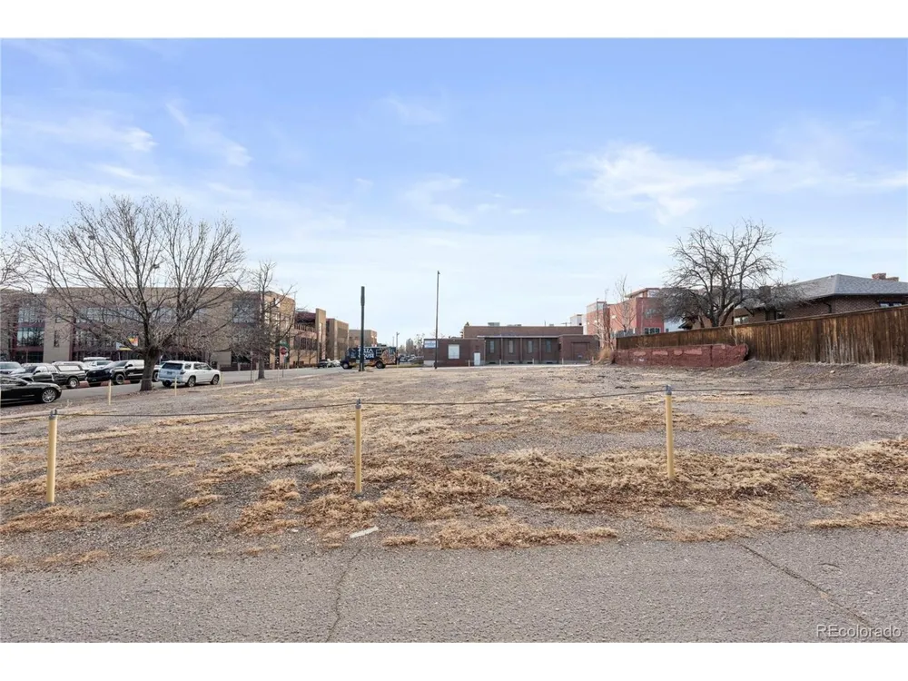 1901 W 38th Avenue Denver, CO 80211