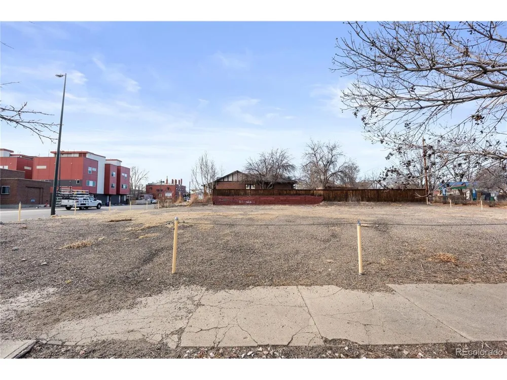 1901 W 38th Avenue Denver, CO 80211