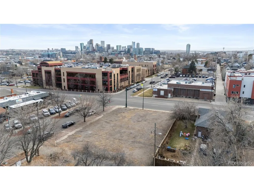 1901 W 38th Avenue Denver, CO 80211