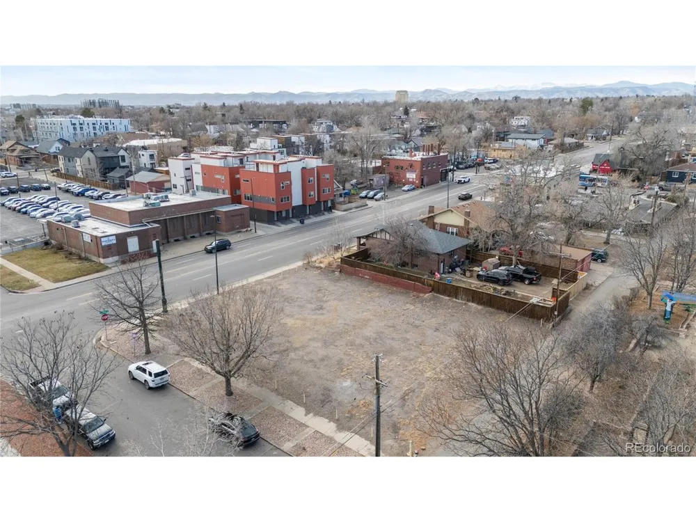 1901 W 38th Avenue Denver, CO 80211