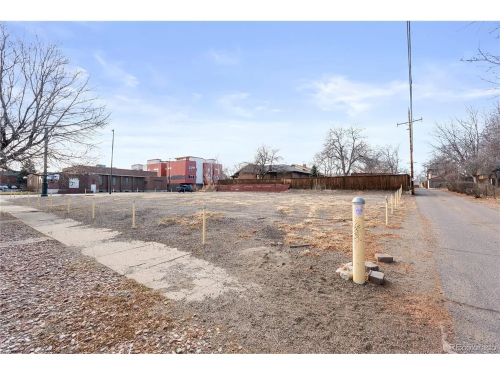 1901 W 38th Avenue Denver, CO 80211