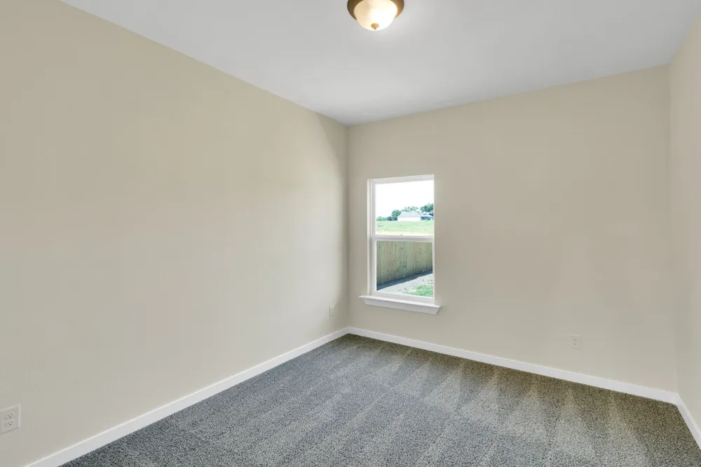 530 E Lamar Street Palmer, TX 75152