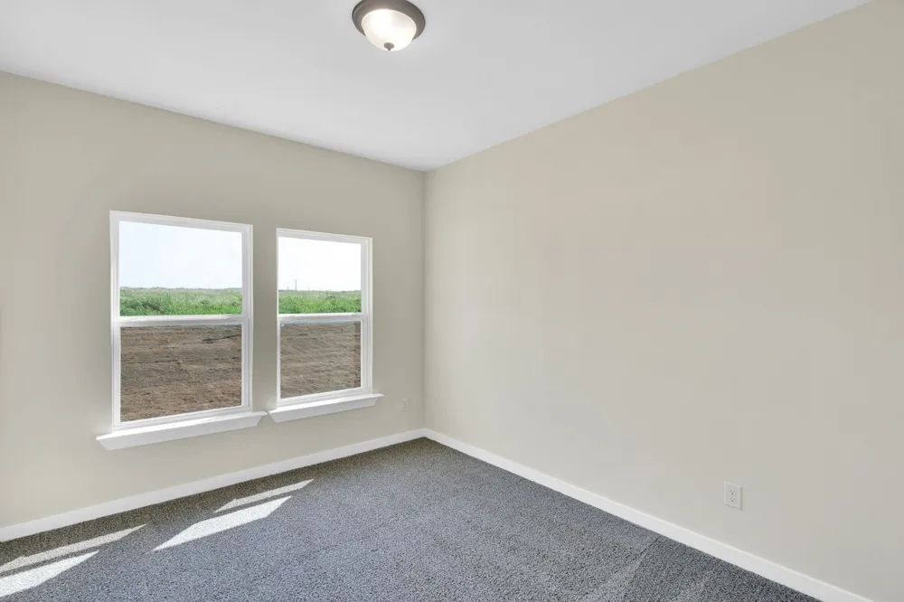 530 E Lamar Street Palmer, TX 75152