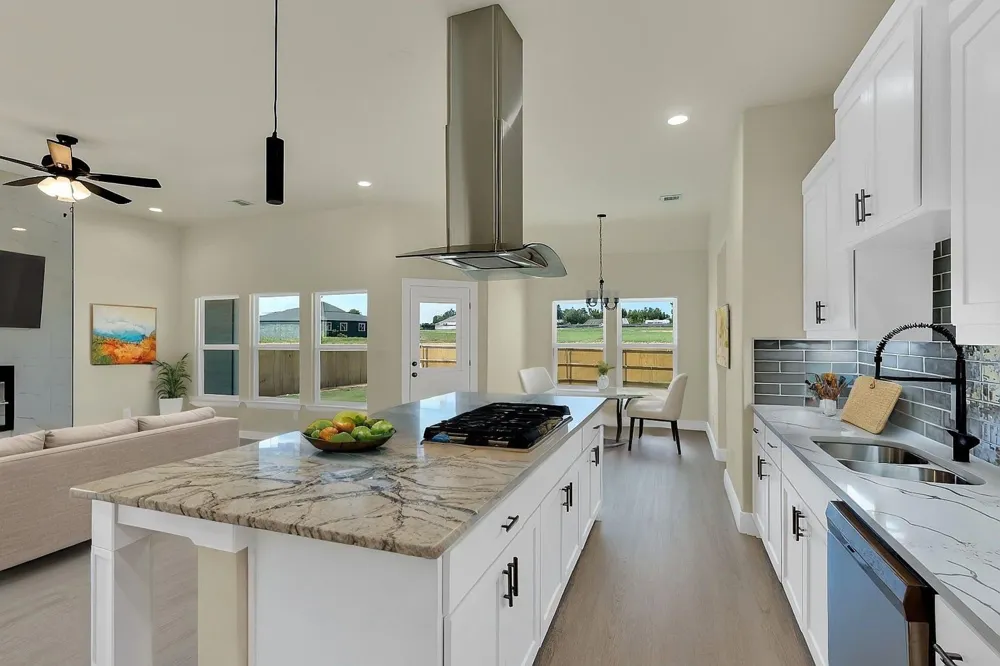 530 E Lamar Street Palmer, TX 75152