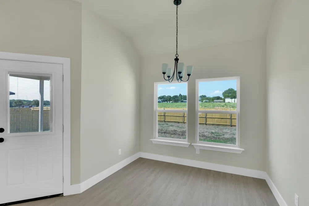 530 E Lamar Street Palmer, TX 75152